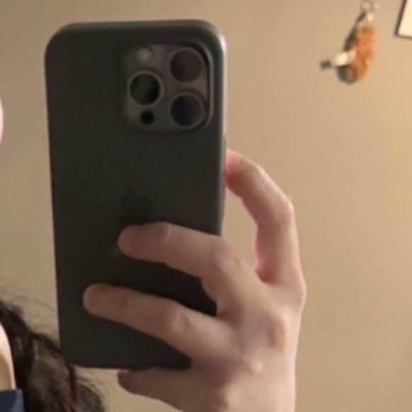 APPLE MAGSAFE SILICONE IPHONE 15 PRO MAX CASE - Picture 10 of 10